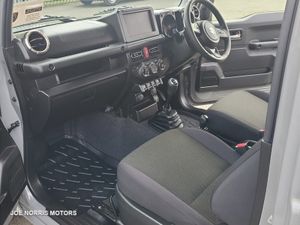 Suzuki Jimny XC TOP SPEC - 8700KM - Image 4