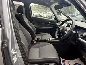 2022 Honda Fit/Jazz  Hybrid,Automatic Low Miles 47 - Image 3