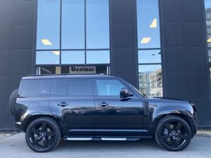 Land Rover Defender P400e SE X-dynamic Auto Black - Image 4