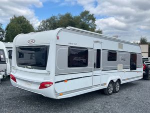 2016 Lmc 655 6 Berth Fixed Bed Caravan - Image 4