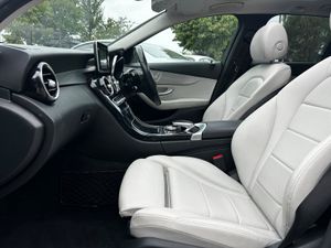 2017 MERCEDES C300 HYBRID DIESEL ESTATE - Image 4