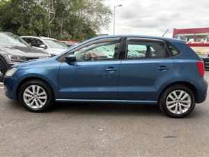 Volkswagen Polo 1.2 PETROL AUTO **GREAT SPEC** - Image 4