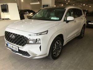 Hyundai Santa Fe PREMIUM PLUG IN HYBRID - 4 Wheel - Image 4