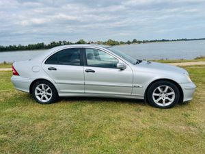 Mercedes-Benz C-Class C180 K AUTO 4DR - Image 3
