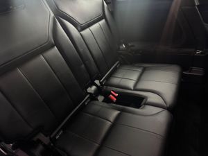 Land Rover Discovery 2019 7 seater - Image 3