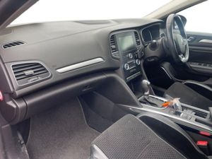 Renault Megane 1.5 DCI 110 GT Line NAV EDC - Image 4