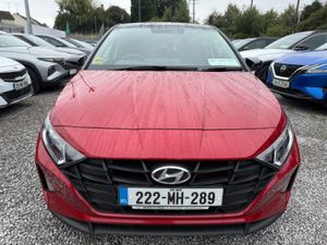Hyundai i20 1.2i Deluxe  just IN 2 Tone - Image 2
