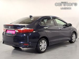 Honda Grace 1.5 PET Hybrid Auto  low Mileage - Image 3