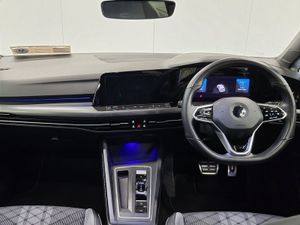 Volkswagen Golf 1.5 Etsi 130HP R-line DSG Mhev - Image 4