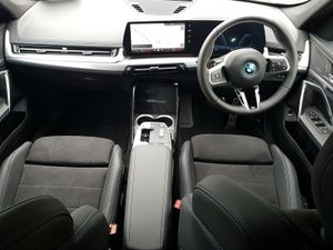 BMW iX1 Edrive20 M Sport - Image 4
