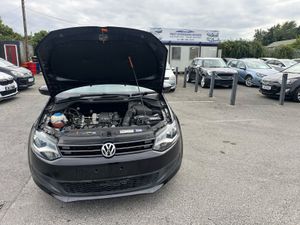 2014 Volkswagen polo - Image 2