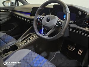 Volkswagen Golf Hatchback R - Image 4