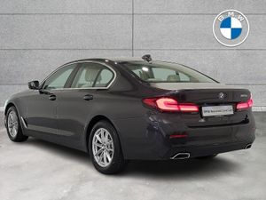BMW 5-Series 520d SE Saloon - Image 3