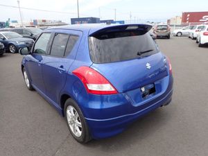 Suzuki Swift 1.2 RS SPORT PLUS PETROL AUTOMATIC // - Image 3