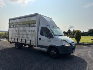 IVECO DAILY - LOW KM - Image 2