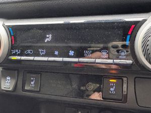 Toyota RAV4 2019 hybrid  sport - Image 2