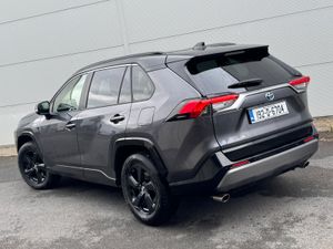 Toyota RAV4 2019 hybrid  sport - Image 3