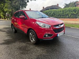 Stunning Young Executive Hyundai ix35 2015 - Image 2