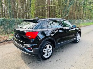221 AUDI Q2 2.0 TDI Automatic leather reverse cam - Image 3
