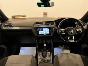HI SPEC VW TIGUAN R-LINE DSG 4MOTION 150 BHP 2018 - Image 4
