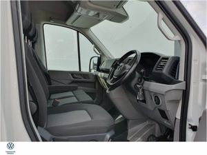 Volkswagen Crafter Crafter H 35 LWB 177BHP A8F 5D - Image 2