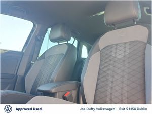 Volkswagen Tiguan Tiguan R-line Tsi Phev S-A R-li - Image 4