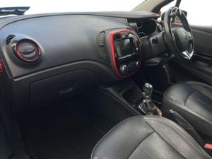 Renault Captur dCi 90 S S Signature Auto - Image 4