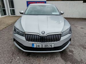 SKODA SUPERB AMBITION 2.0 TDI 150HP - Image 4