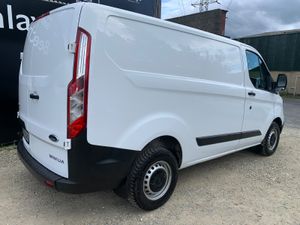 FORD TRANSIT CUSTOM 2.0 TDCI 105 PS SWB VAN - Image 3