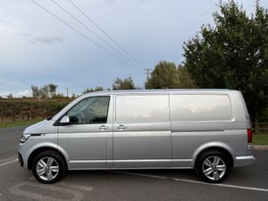 2021 211 Volkswagen e-Transporter Automatic - Image 4