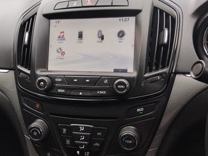 Opel Insignia 2015 low mileage - Image 4