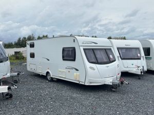 Lunar 6 Berth Triple Bunkbed Big Washroom Caravan - Image 2