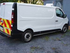 192 OPEL VIVARO-LOW KM-NEW CVRT - Image 4