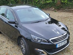 Stunning Peugeot 308 2016 5 door  diesel - Image 3