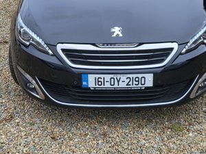 Stunning Peugeot 308 2016 5 door  diesel - Image 4