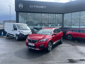 Peugeot 3008 ALLURE 1.2 130 // HIGH SPEC // LOW MI - Image 2