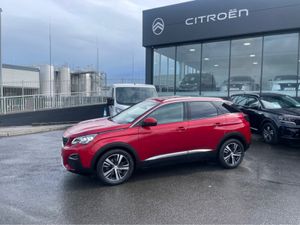 Peugeot 3008 ALLURE 1.2 130 // HIGH SPEC // LOW MI - Image 4