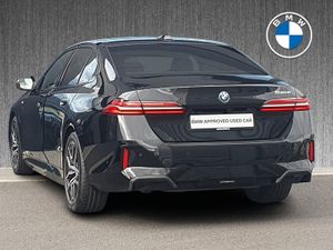 BMW 5 Series 530e M Sport Saloon - Image 3