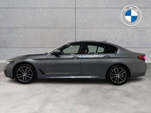 BMW 5 Series 530e M Sport Saloon - Image 4