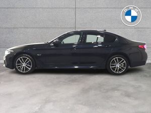 BMW 5 Series 530e M Sport Saloon - Image 4
