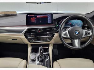 BMW 5 Series 520d M Sport Saloon - Image 4