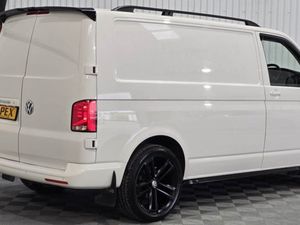 Volkswagen Transporter T28 SWB Diesel - Image 3