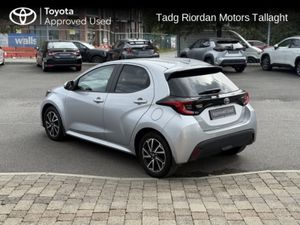 Toyota Yaris 1.5 HYBRID L/SPORT - Image 2