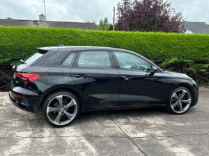 2021 Audi A 1.6 tdi Technik     £19995  inc Vrt - Image 3