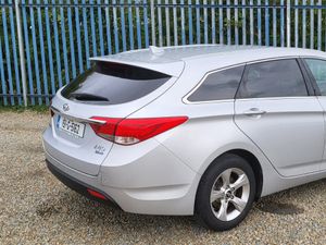 Hyundai i40 2015 long tax and test - Image 4