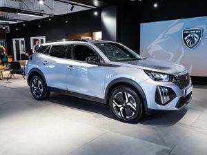 2025 Peugeot 2008 Allure 1.2 100 - Image 2