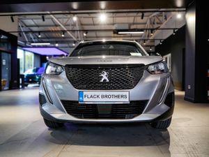 2023 Peugeot 2008 Allure 1.2 130 Auto - Image 2