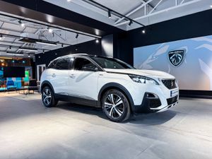 2018 Peugeot 3008 GT-Line 1.6 Blue HDI 120 Auto - Image 3