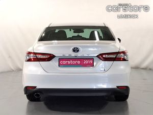 Toyota Camry 2.5 Hybrid Auto - Image 4