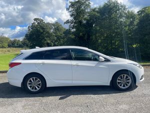 Hyundai i40 2017,  estate , high spec - Image 3